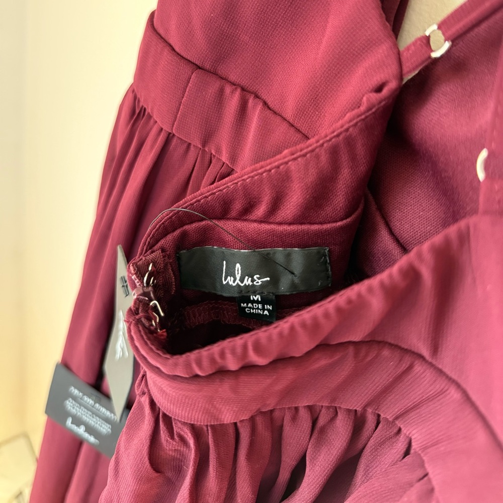 Lulu's NWT- Ballroom Bliss Burgundy Pleated Maxi Dress - Picture 5 of 6